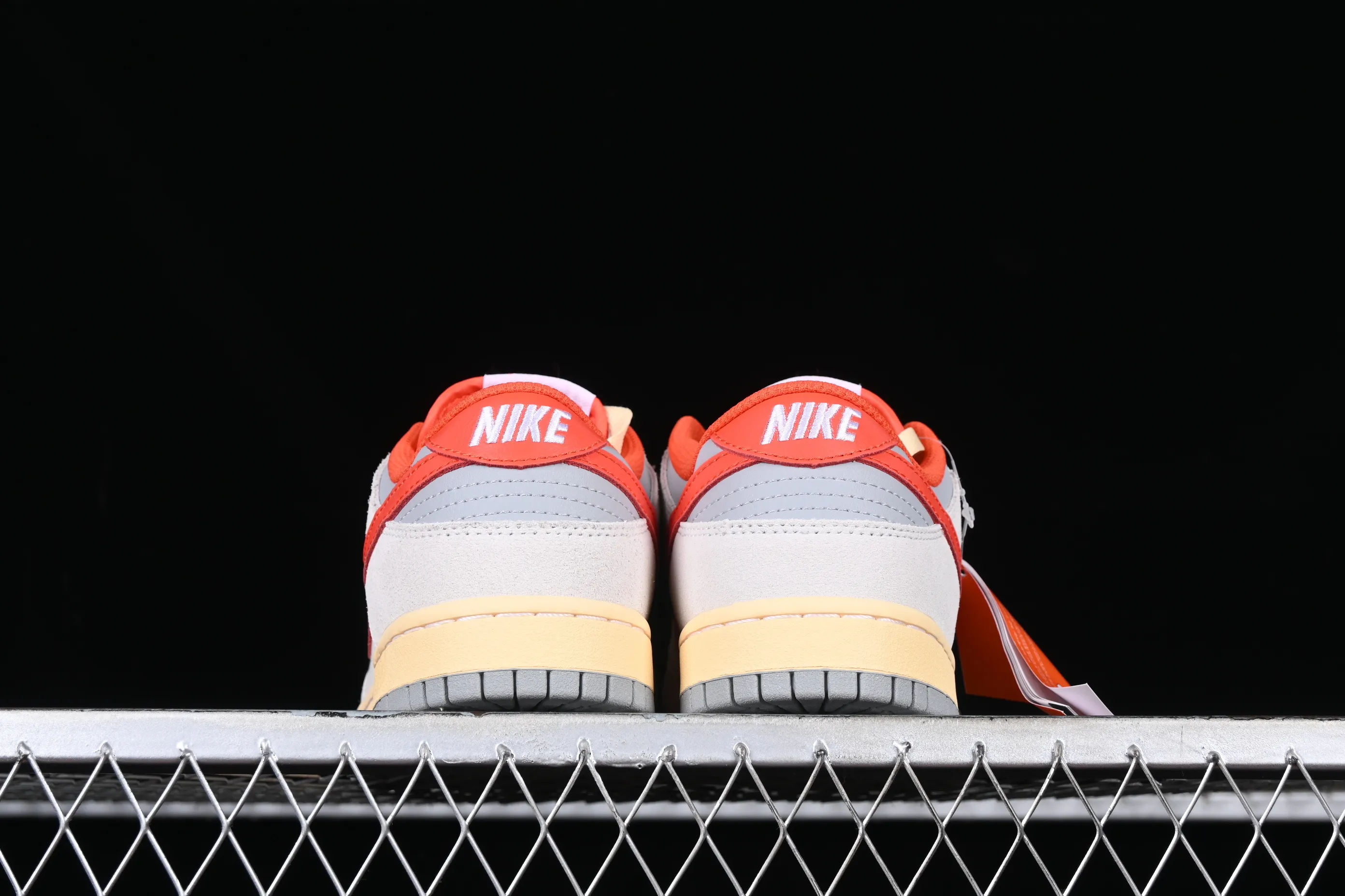 All Categories Nk SB Dunk Series Nk SB Dunk Low Low-top sneakers J version Nk Dunk Low 85 "Athletic Department" Retro first year SB low-top sports and leisure sneakers FJ5429-133